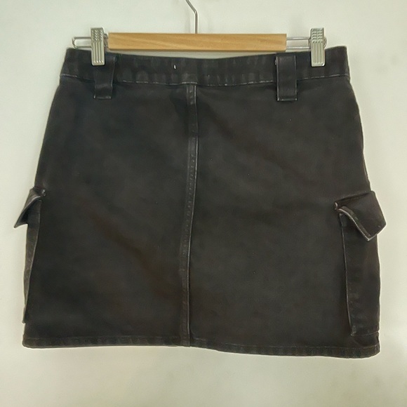 Topshop black washed denim cargo skirt - Picture 3 of 3